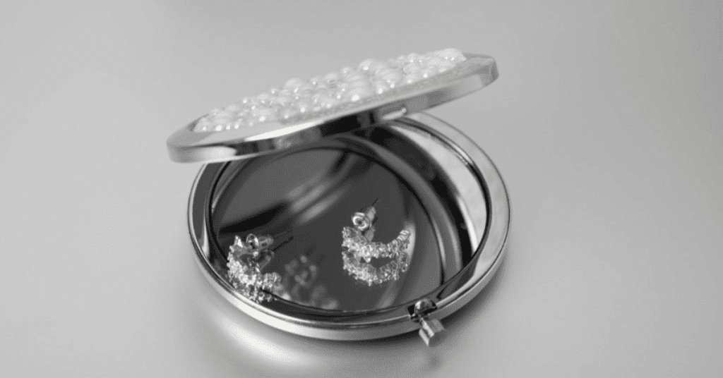 The Allure of 92.5 Sterling Silver Jewellery: Beauty, Durability, and Value